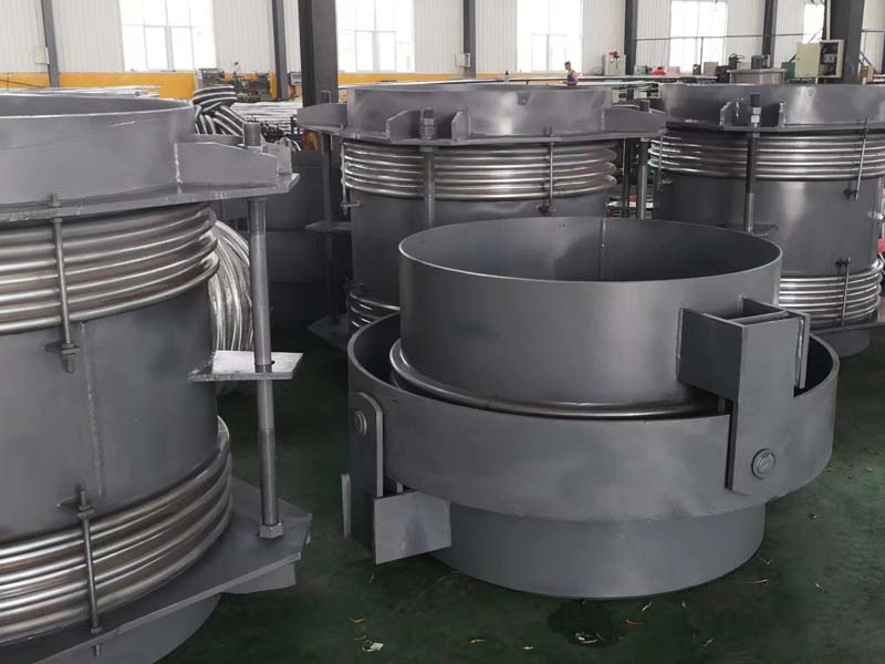 万向铰链式波纹补偿器