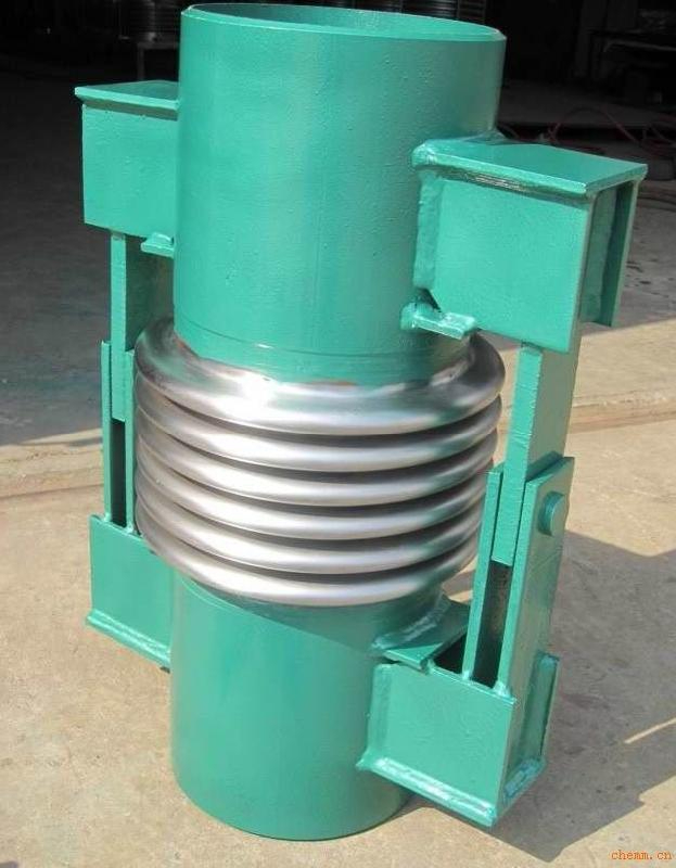 铰链式波纹补偿器