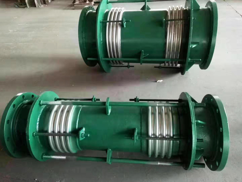 大拉杆横向补偿器